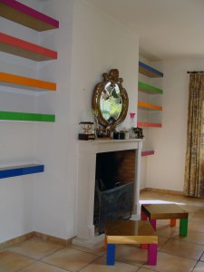 Etagères laquées grand brillant bicolores   