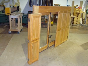 Fenêtre traditionnelle, en mélèze    